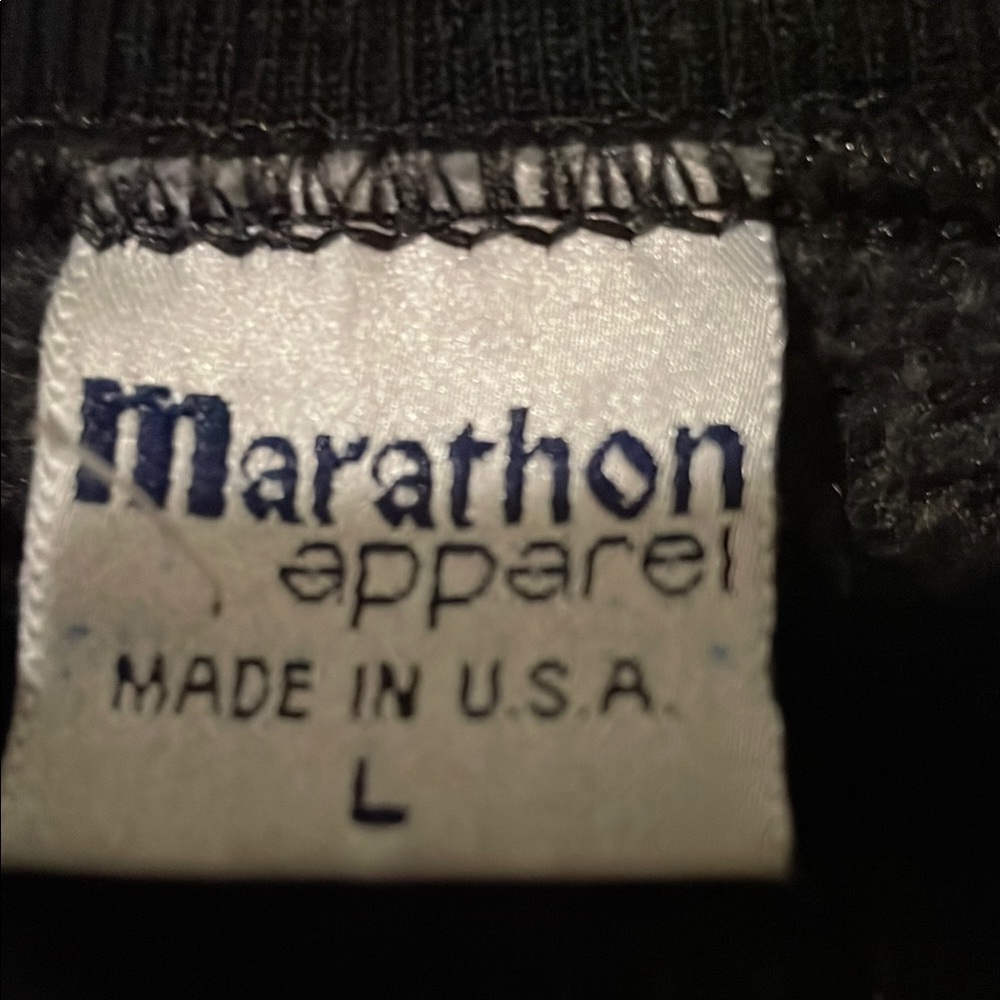 Vintage Black Crewneck Sweater with Classic Style - Picture 2 of 9